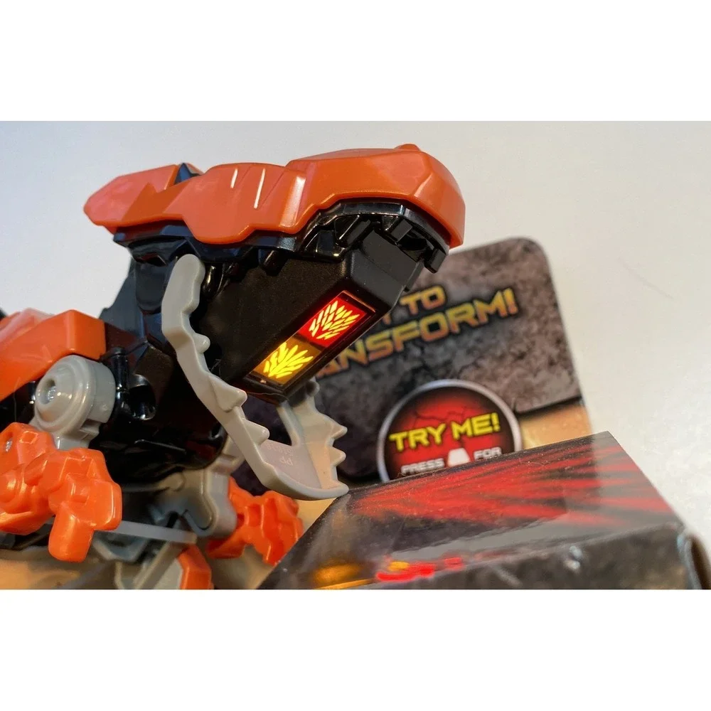VTech Switch & Go T-Rex‎ Race Car Toy Animated Dino Eyes Light Up Effects Age 4+